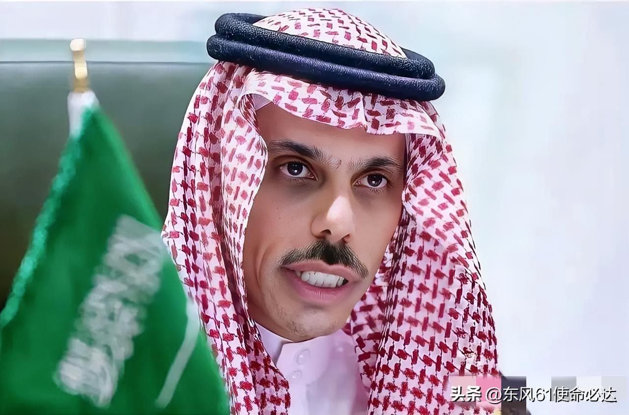 中国和沙特谈妥了
 
北京时间4月2日，沙特终于等不了了，一通电话主动打到了北京