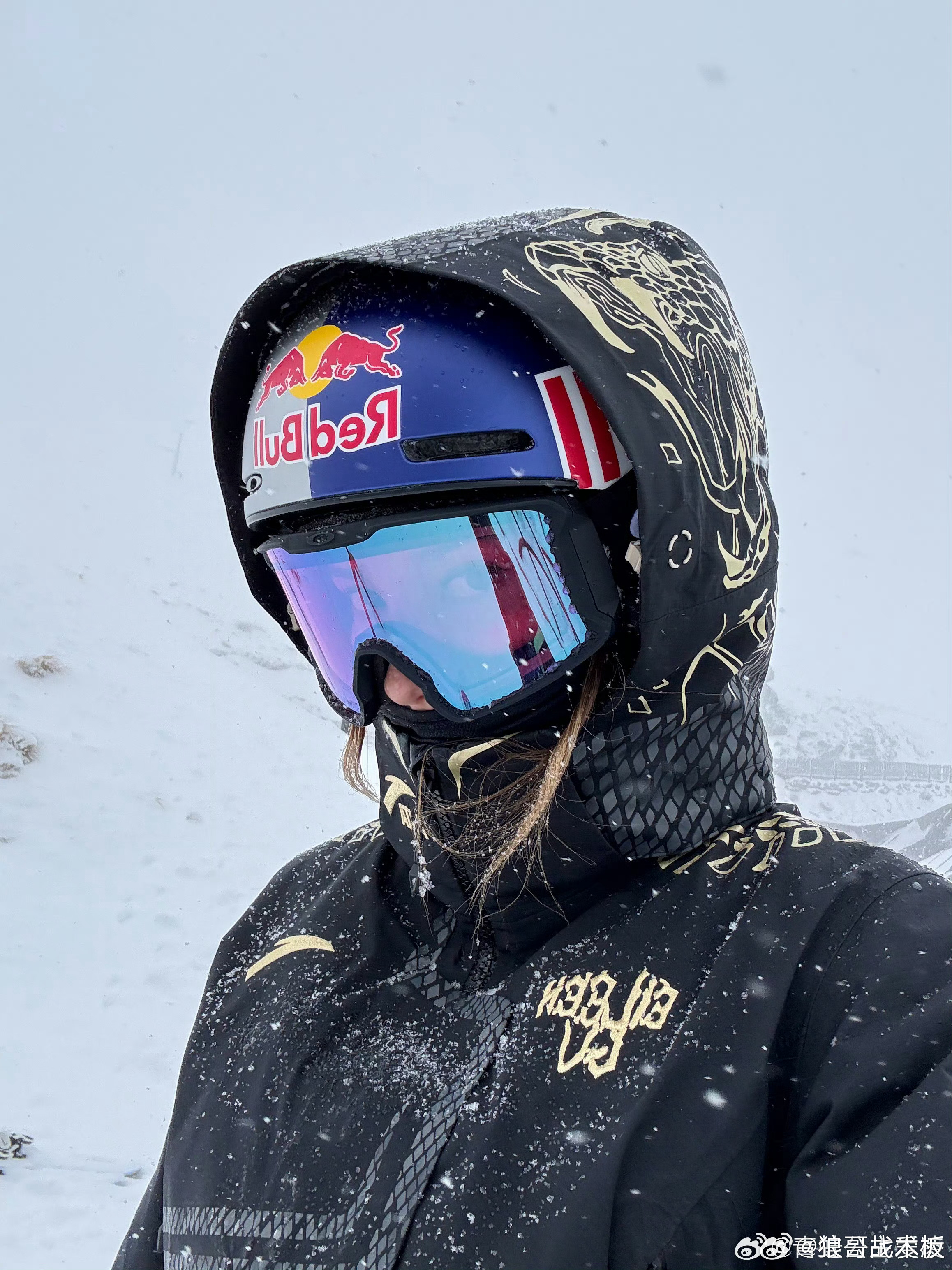 谷爱凌恢复上雪训练 更新社媒晒照“从0-100的旅程[拳头] 恢复也是努力💪每