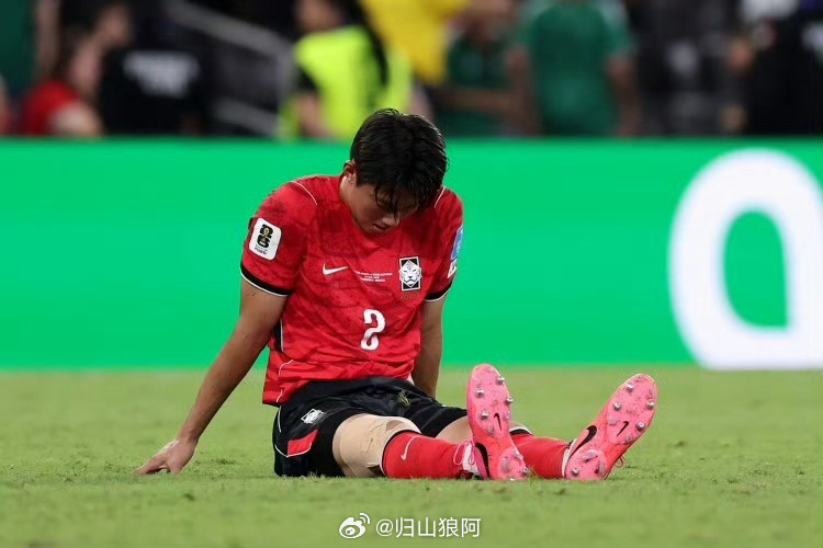 韩国队回国没有接机可能一开始就是个错误吧，从自家男团都没看得起的说法说出来就是错