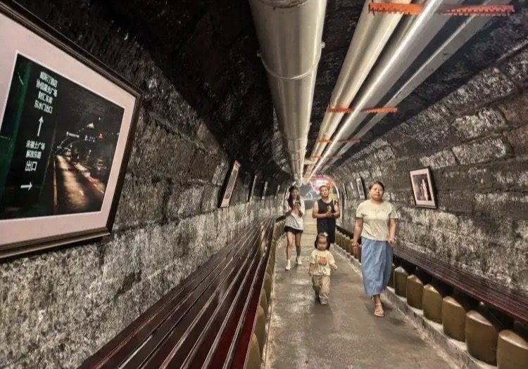 今起重庆44处人防工程纳凉点免费对外开放