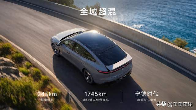 MG 07 vs 小鹏 MONA M03，堆料新王与智驾老将怎么选？