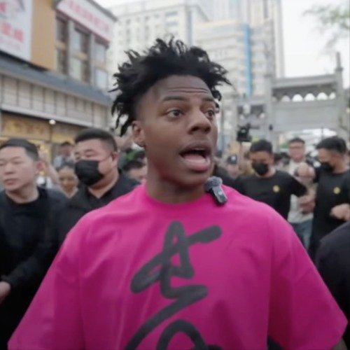 C罗点评甲亢哥中国行那确实很激动了[哇]希望大家都可以有这样的好运气，被自己的偶