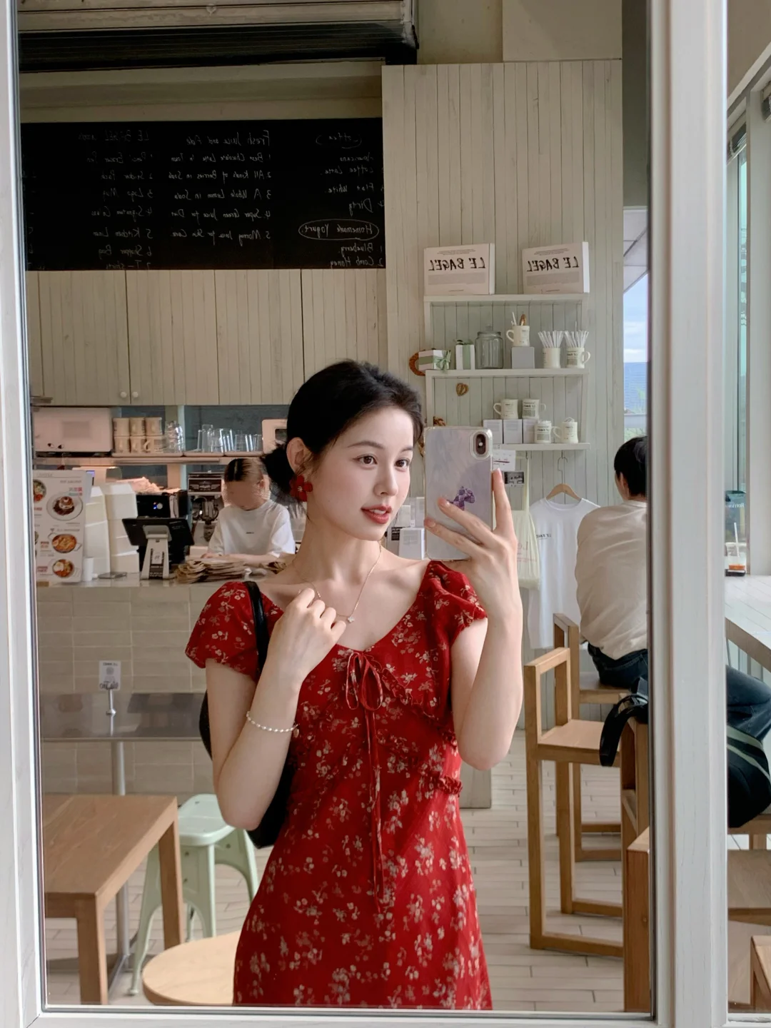 今日份美丽是红裙给的❤️