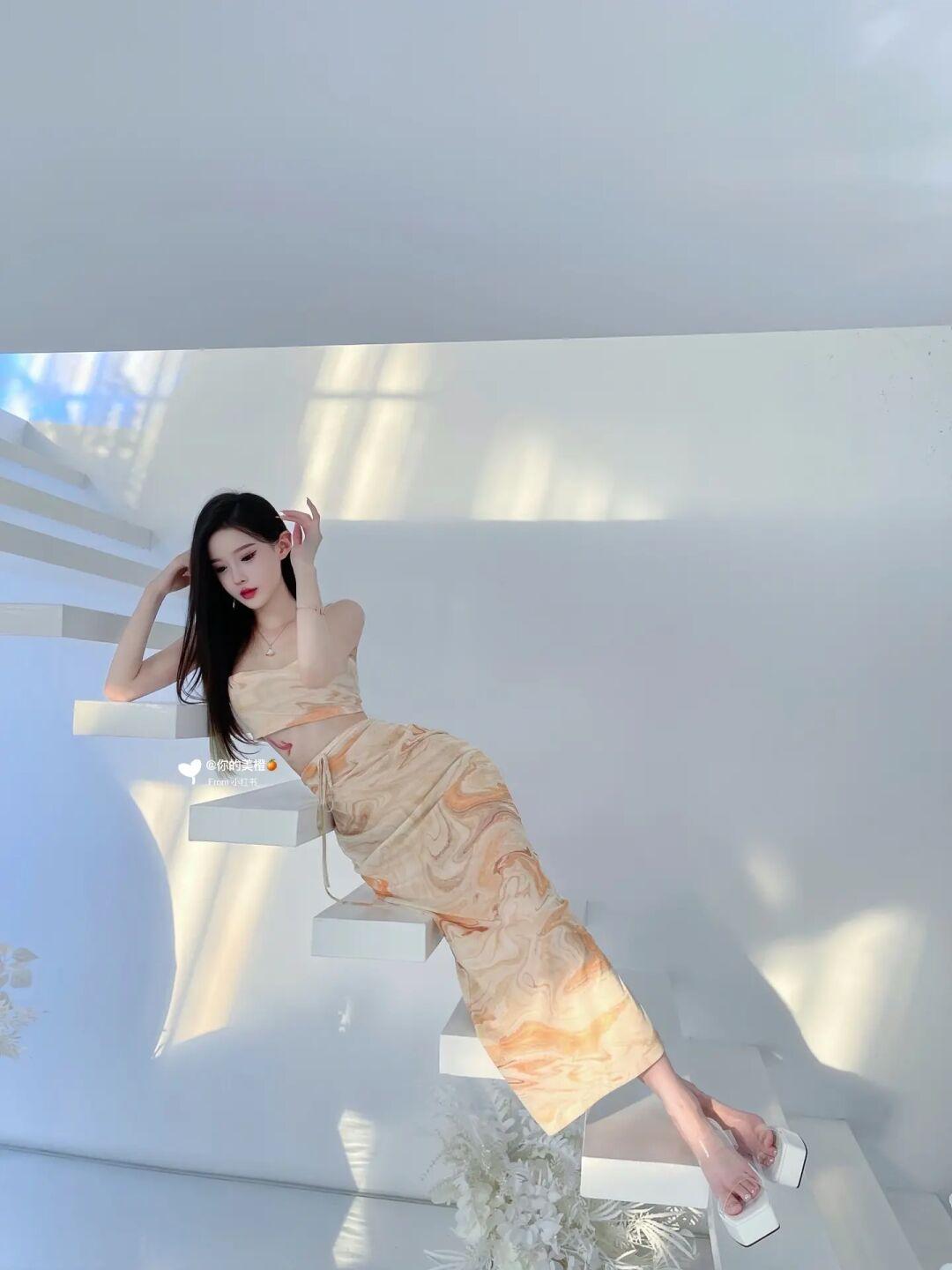 👣