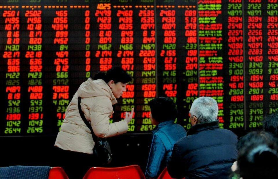 散户与机构的差距散户为什么亏钱:一，机构可以融资融券，二，机构资金量庞大，可以将