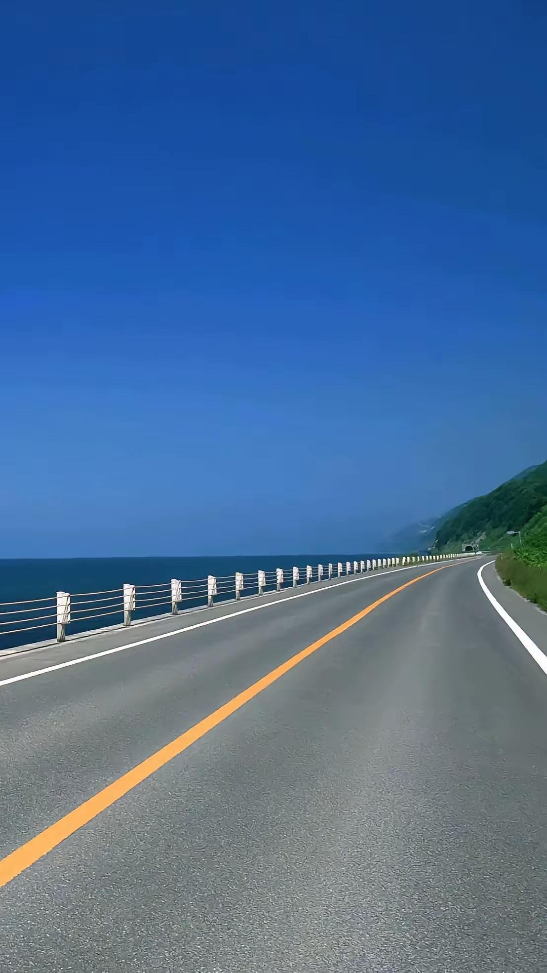 小小说
                   天晴了
             