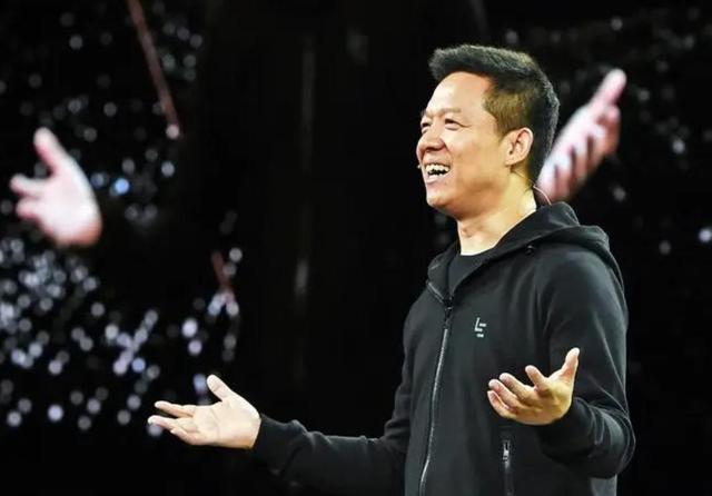 贾跃亭称100亿美金几乎都用现金偿还！这就是很佩服贾跃亭了。问题是其拿什么钱来偿