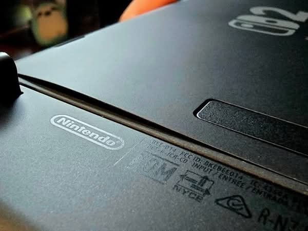【任天堂回应多起Switch 2电池「鼓包」问题：切勿按压】在 Reddit 论