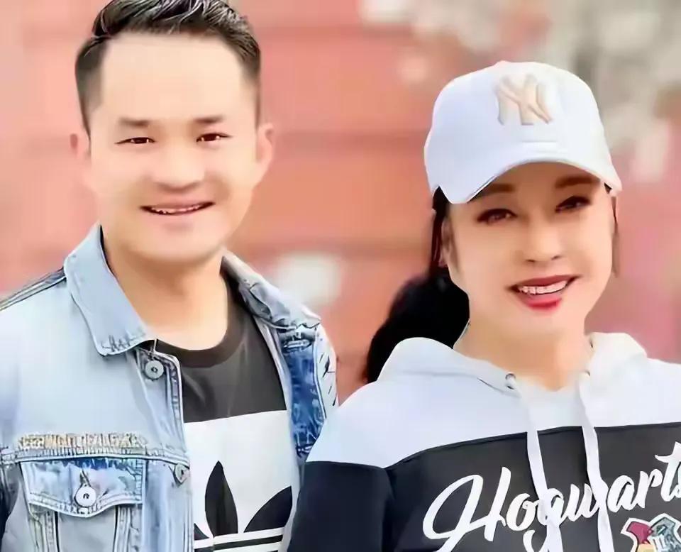 之所以被抛弃，说到底还是某些方面不硬气！
当初既然能跨越三十八年的代际鸿沟，其它
