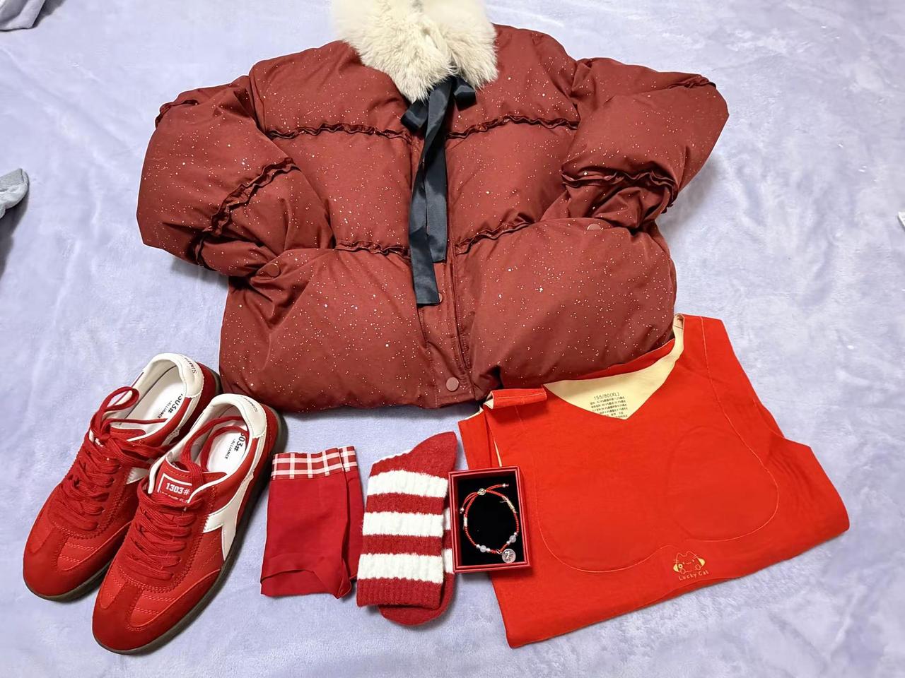 本命年，39码鞋子，158身高，体重95斤，12岁给她买银饰，争取18岁给姑娘们