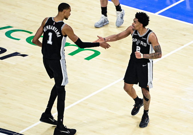 NBA季后赛西决G6，马刺118-91大胜雷霆，将系列赛拖入抢七。哈珀在赛后接受