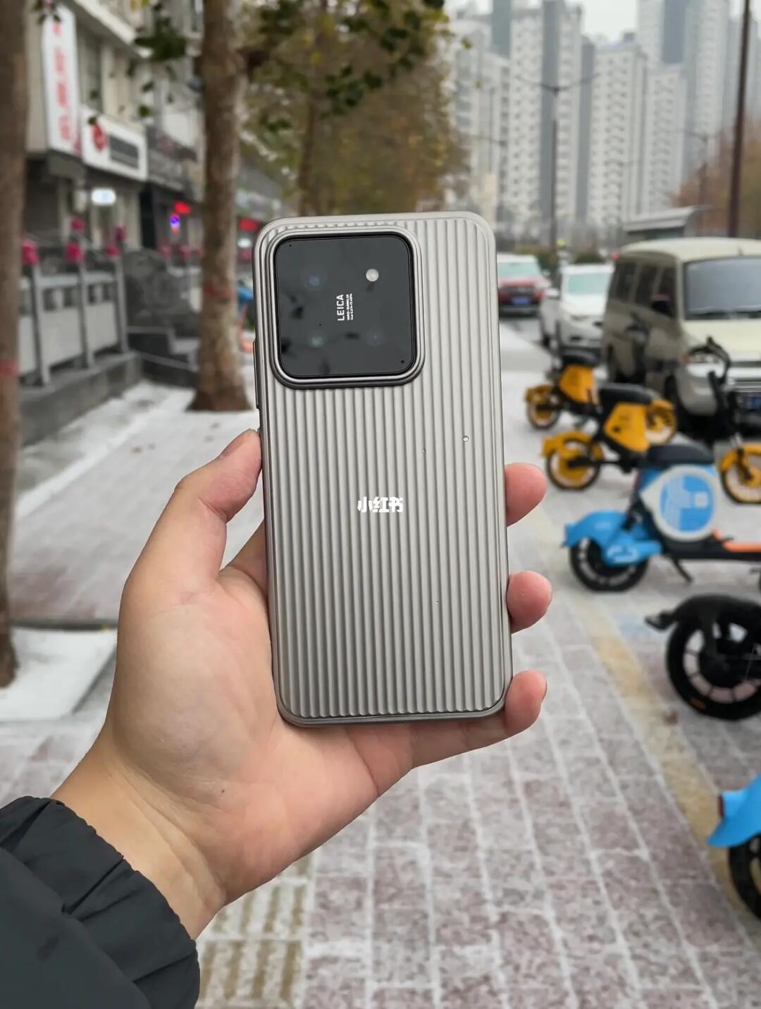 感受一下小米 14 的长焦微距