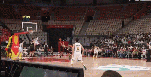 赛季最佳表现！王浩然16中11&三分7中5砍下32分4板3助2断cba