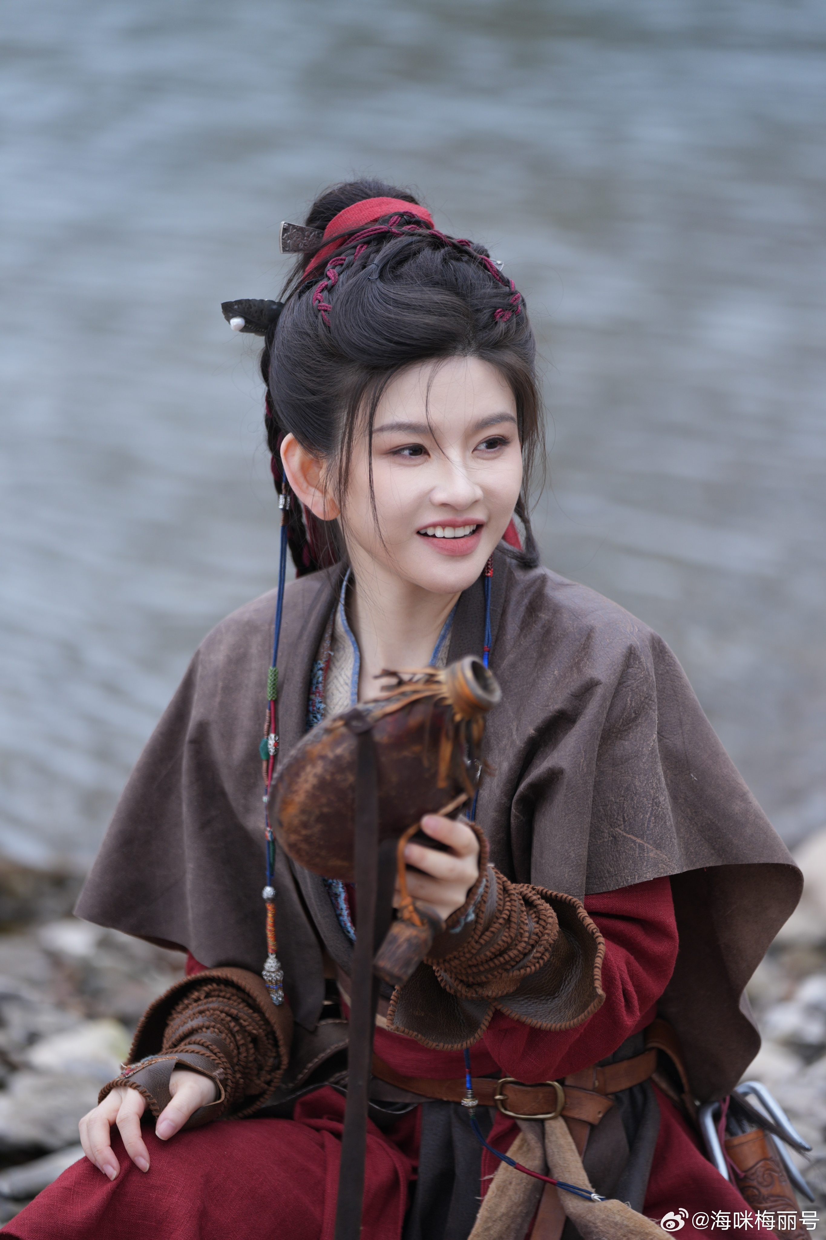 十三娘的细节太戳人，不耀眼不刻意，林思意不用力表演，把小配角的鲜活感展现得很透彻