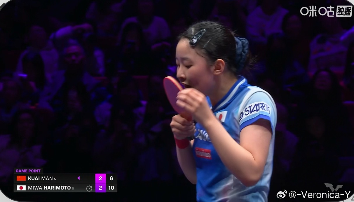 蒯曼2-3张本美和接“魔球”千万不能琢磨一琢磨准坏事儿 