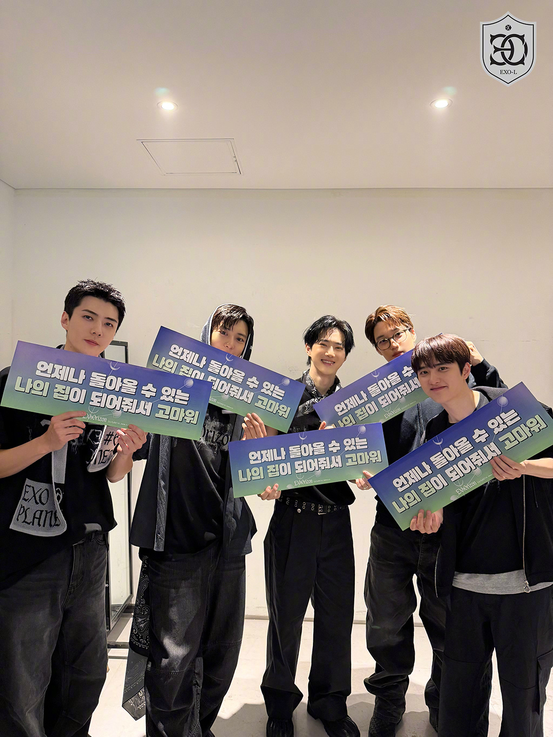 【Twi】EXO演唱会D-2合照，大家辛苦了好好休息~exo[超话]