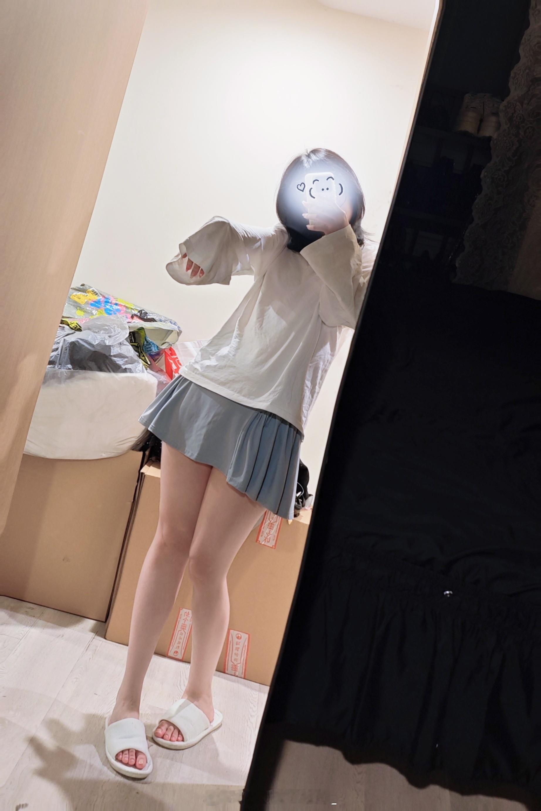 袖子很长。 