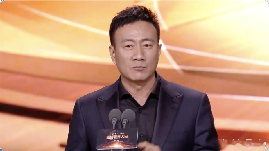 秦海璐 说你自己 太好笑了，胡军一直在夸秦海璐，秦海璐：“说你自己！” ​​​