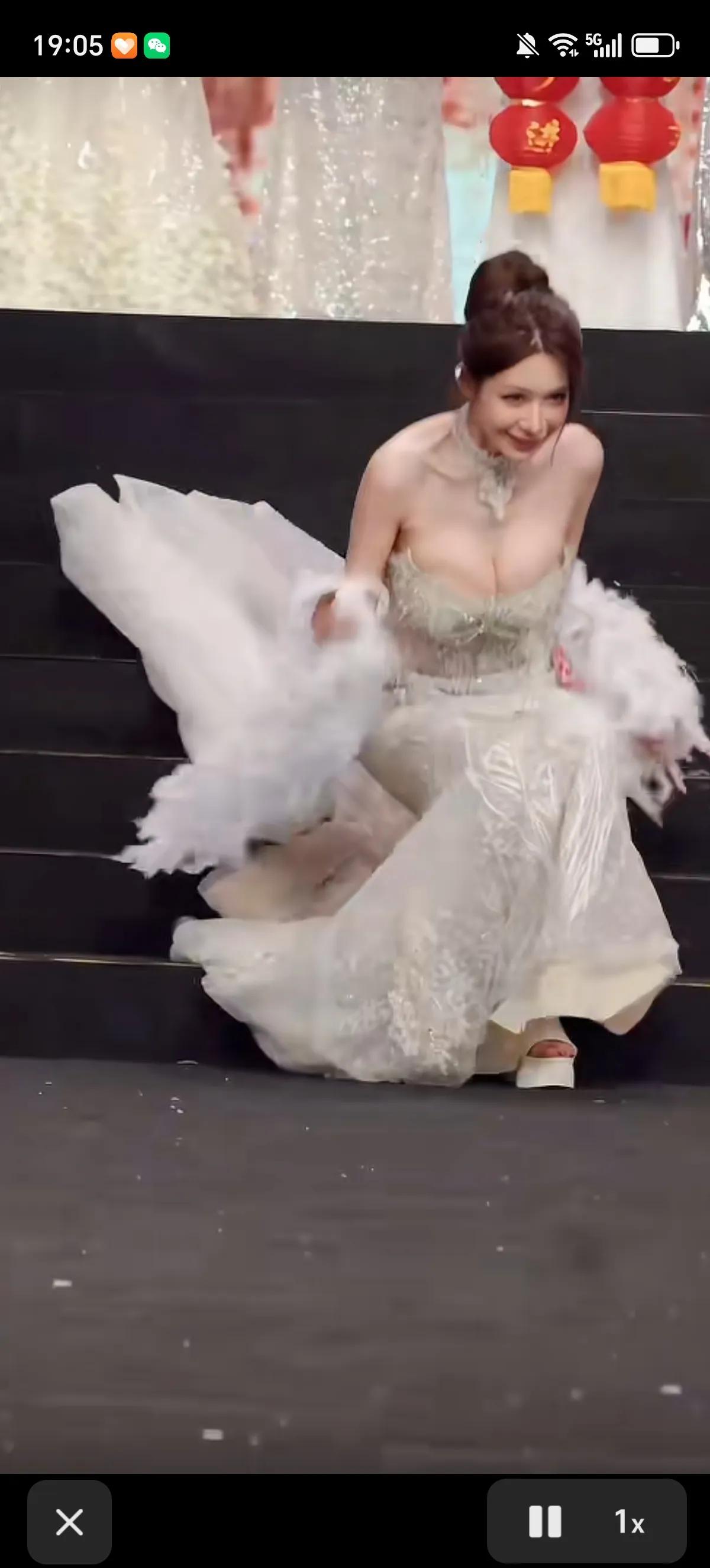 没摔过跤的模特不是好模特！