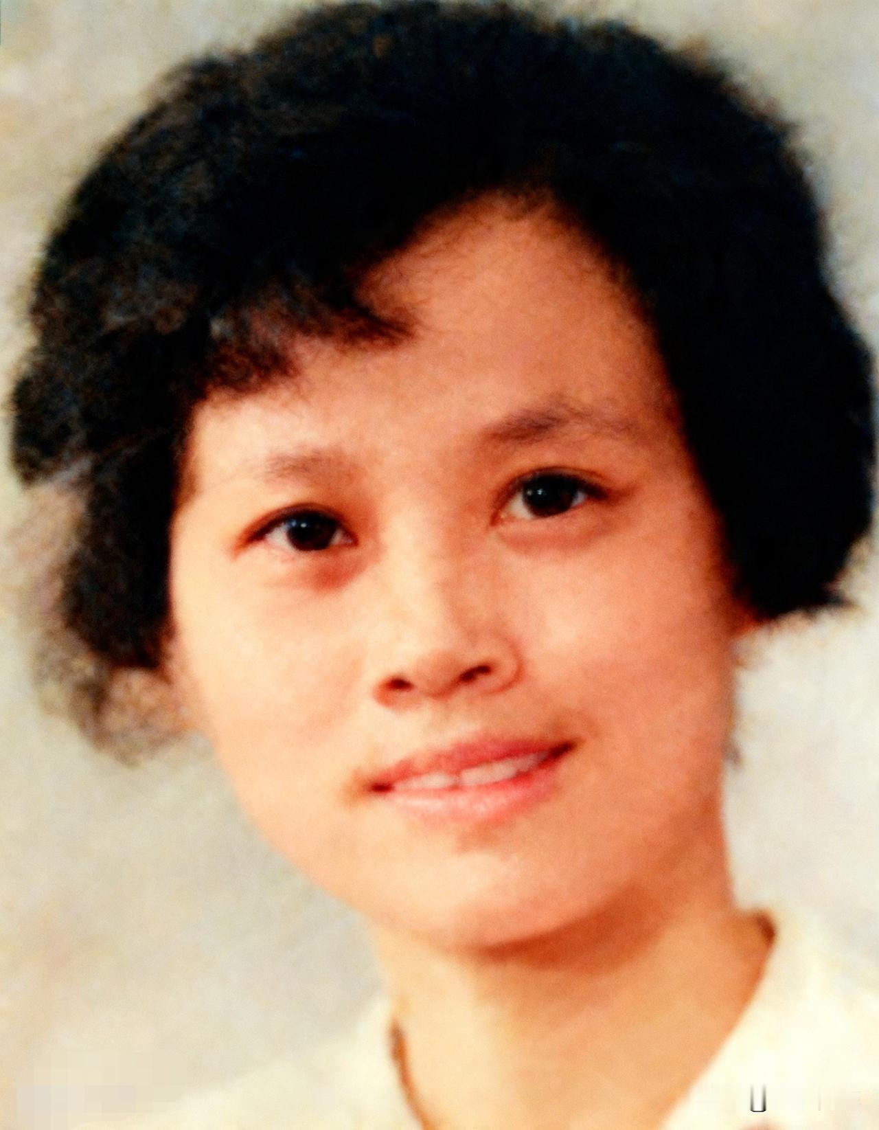 李文玲，湖北荆州汉剧演员，1946年12月出生，1951年进入沙市汉剧团文字科班