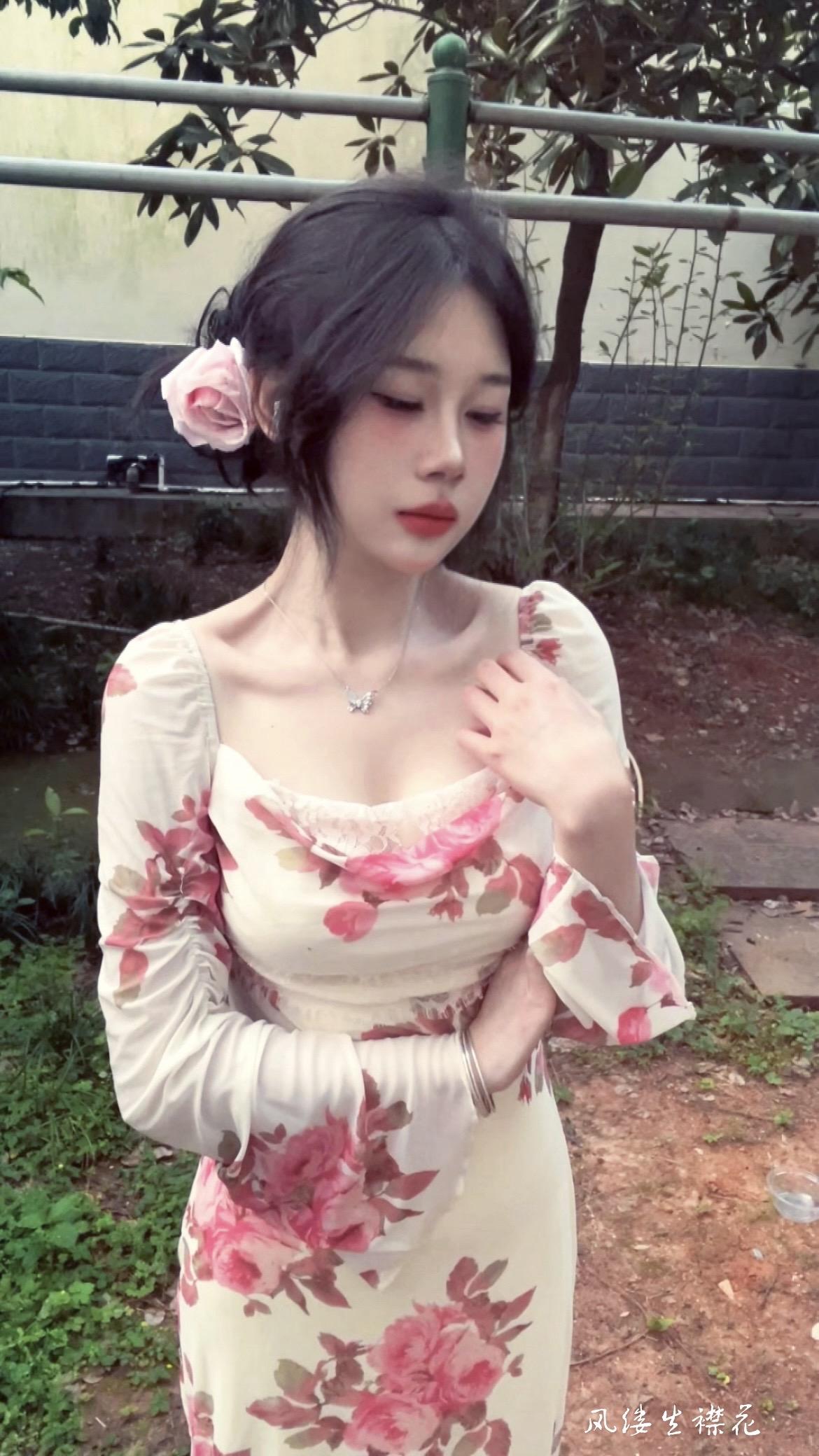 这风褛我给你磨到有襟花