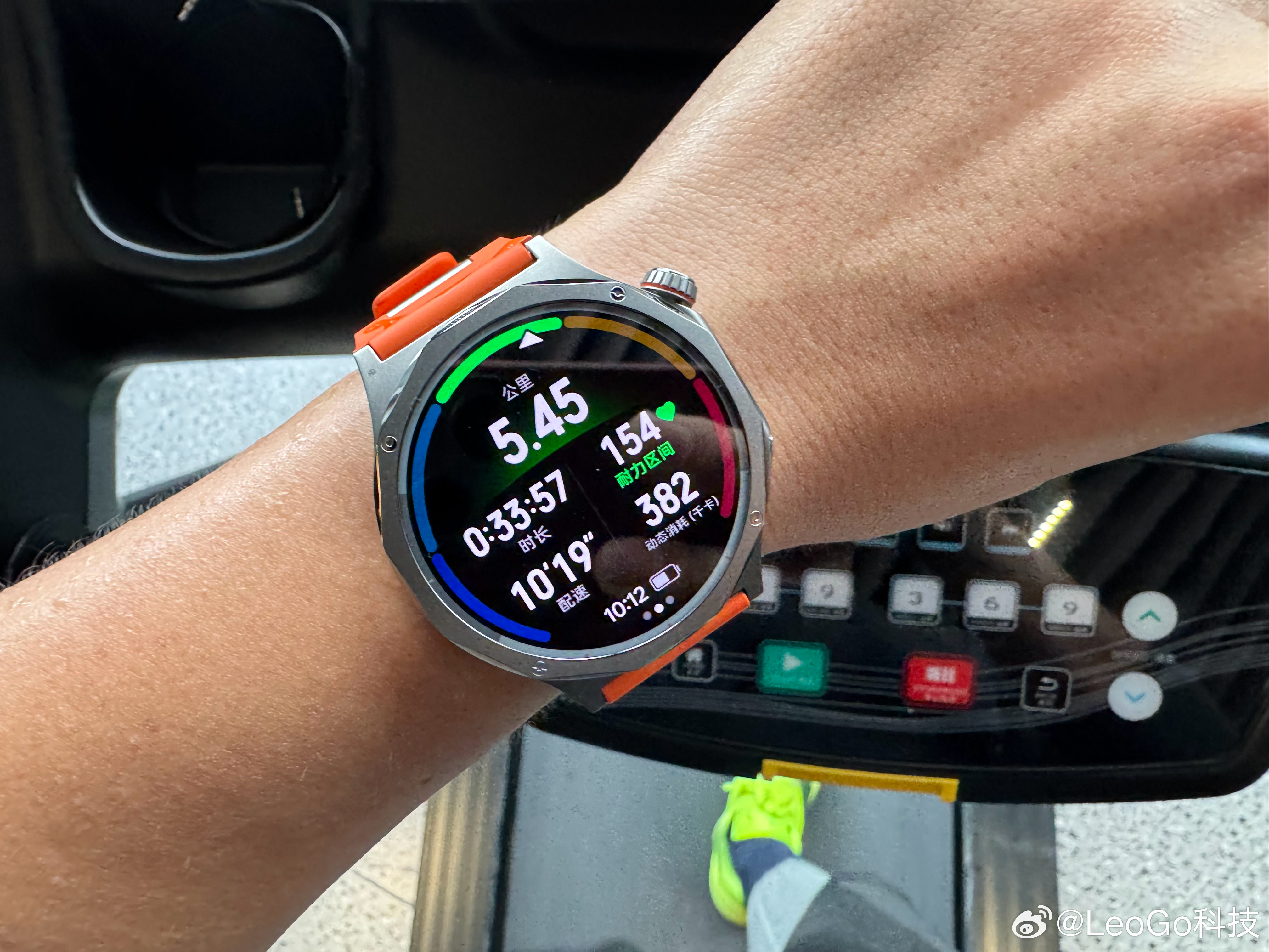 章子怡为角色增重20斤我正在努力减肥……每天锻炼6公里！新手表真的好…… 