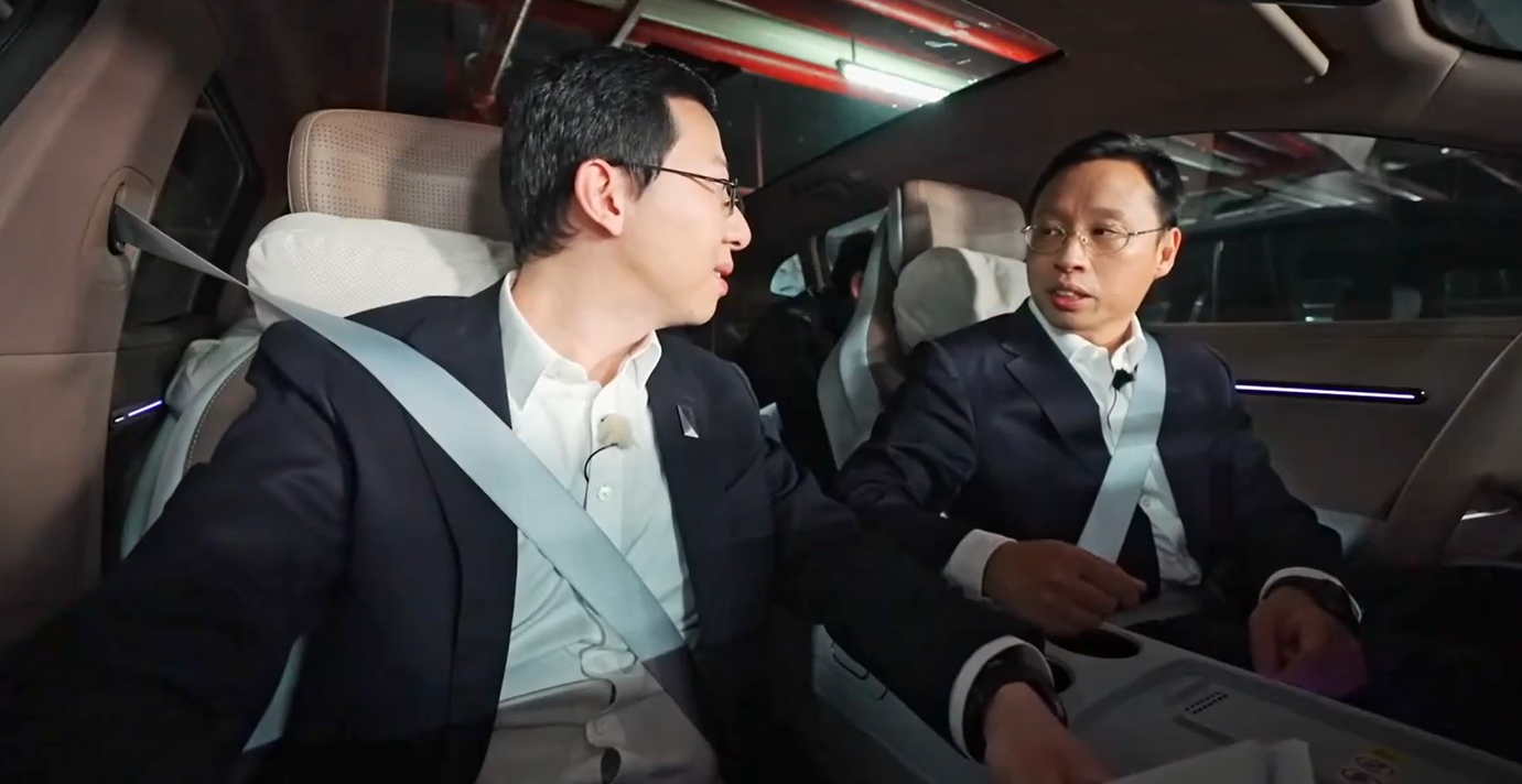 搭载华为乾崑智驾阿维塔07Pro+来了 智能泊车辅助可以说是非常实用的智驾功能了