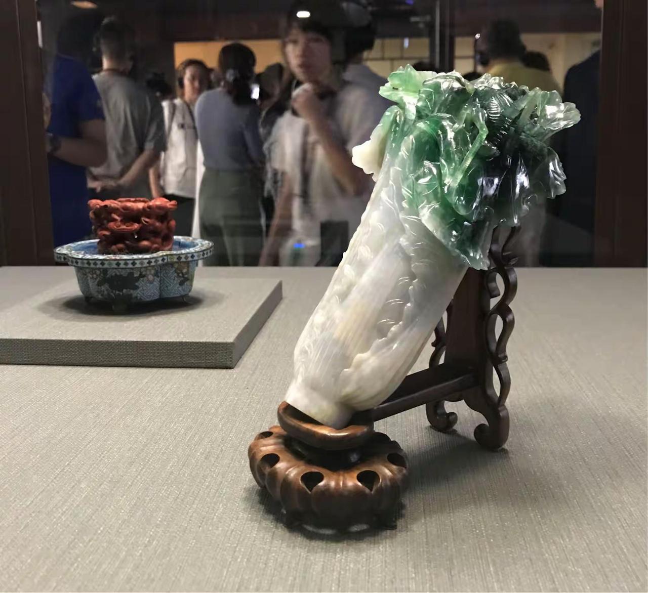 根据台湾地区统计数据，截至今年7月底，台湾人口达2323.5万人，已连续31个月