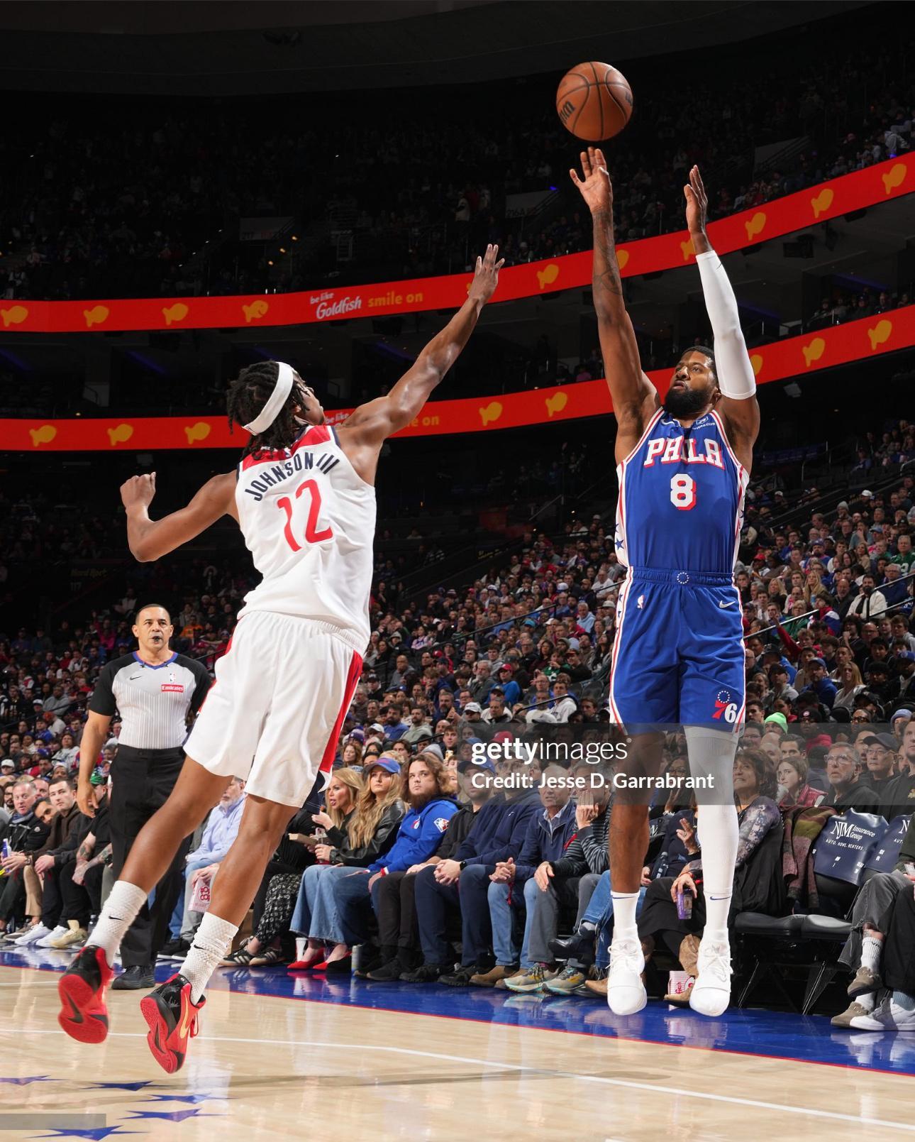 全场比赛结束：76人队主场131-110战胜奇才！重拳出击！乔治今日上场近33分