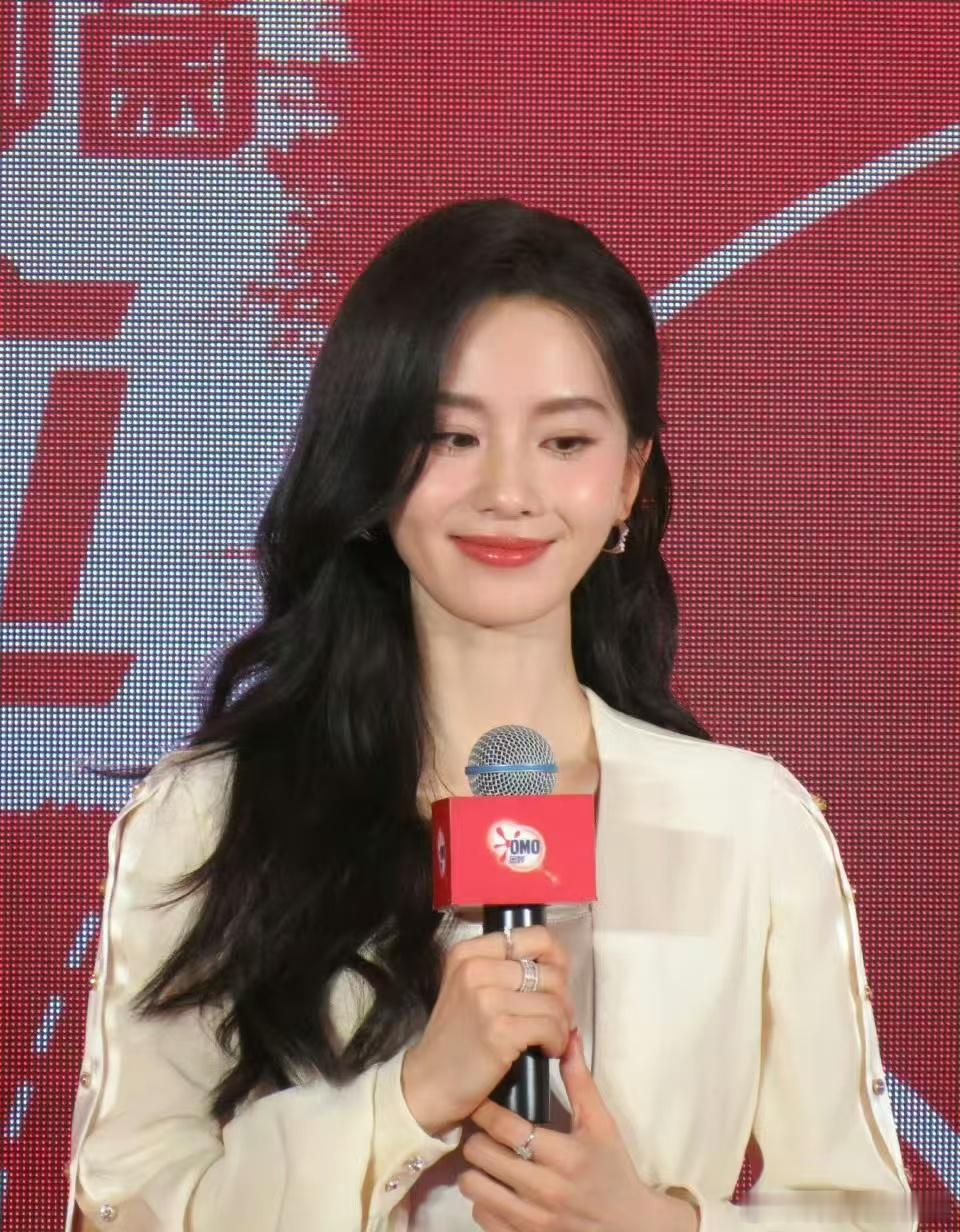 刘诗诗 生图比精修美一万倍[老师好] ​​​