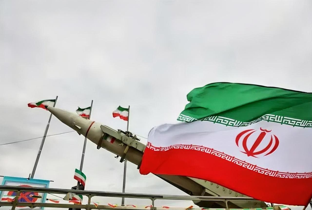 国际原子能机构称，伊朗在伊斯法罕一处地下设施储存了浓缩度高达60％的铀。
6月份