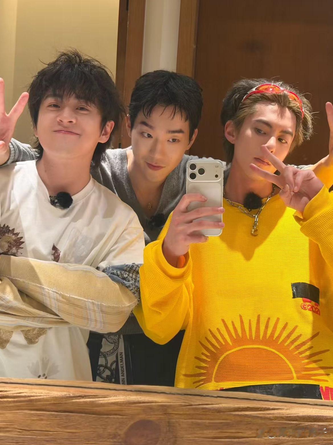 1.阚清子现在和很多姐姐的关系都不太好，这并非因为她人品有问题，而是因为她很容易