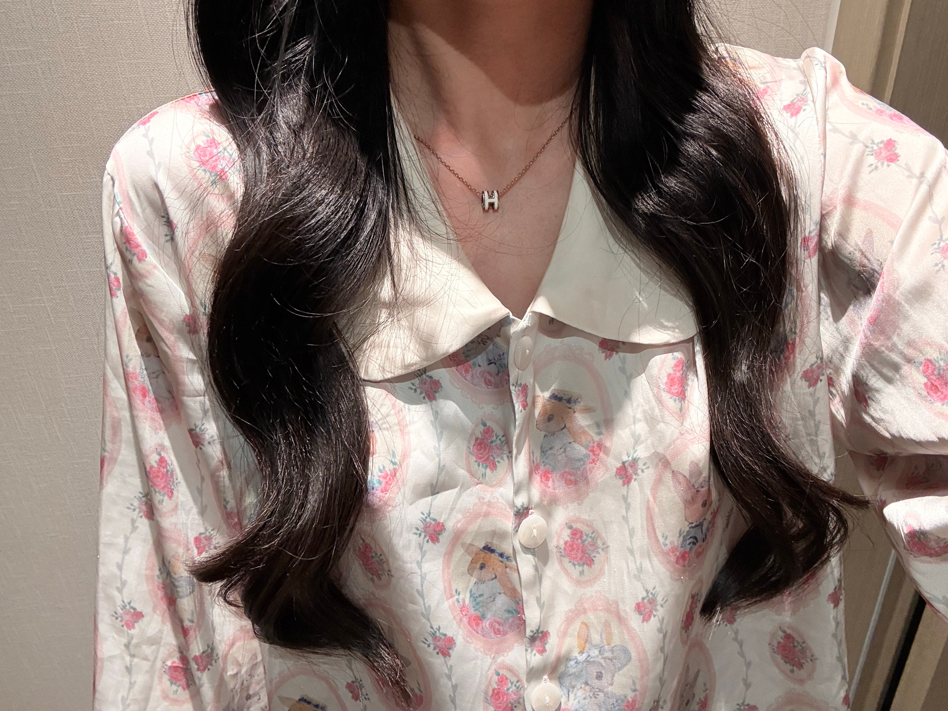 刚刚直播卷的头发 静置了一会儿还挺好看的