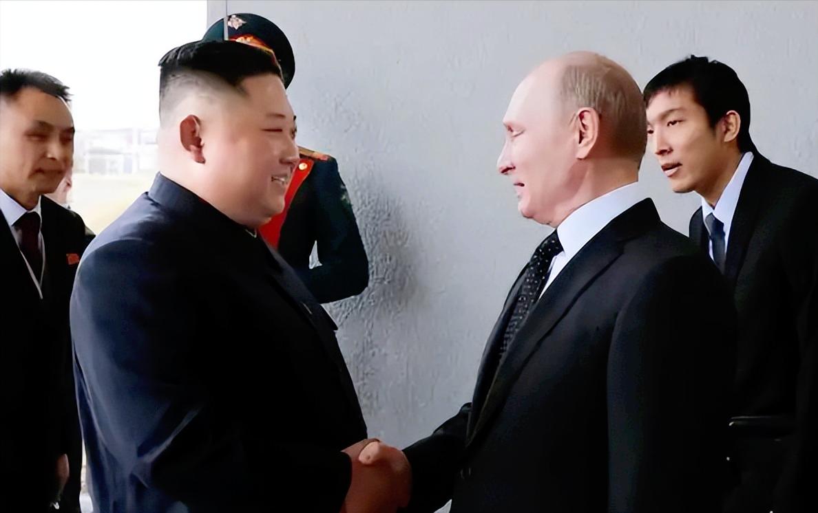 朝俄关系到底有多铁？金正恩给普京发了新年贺电，居然直白表态“我和朝鲜政府、人民永