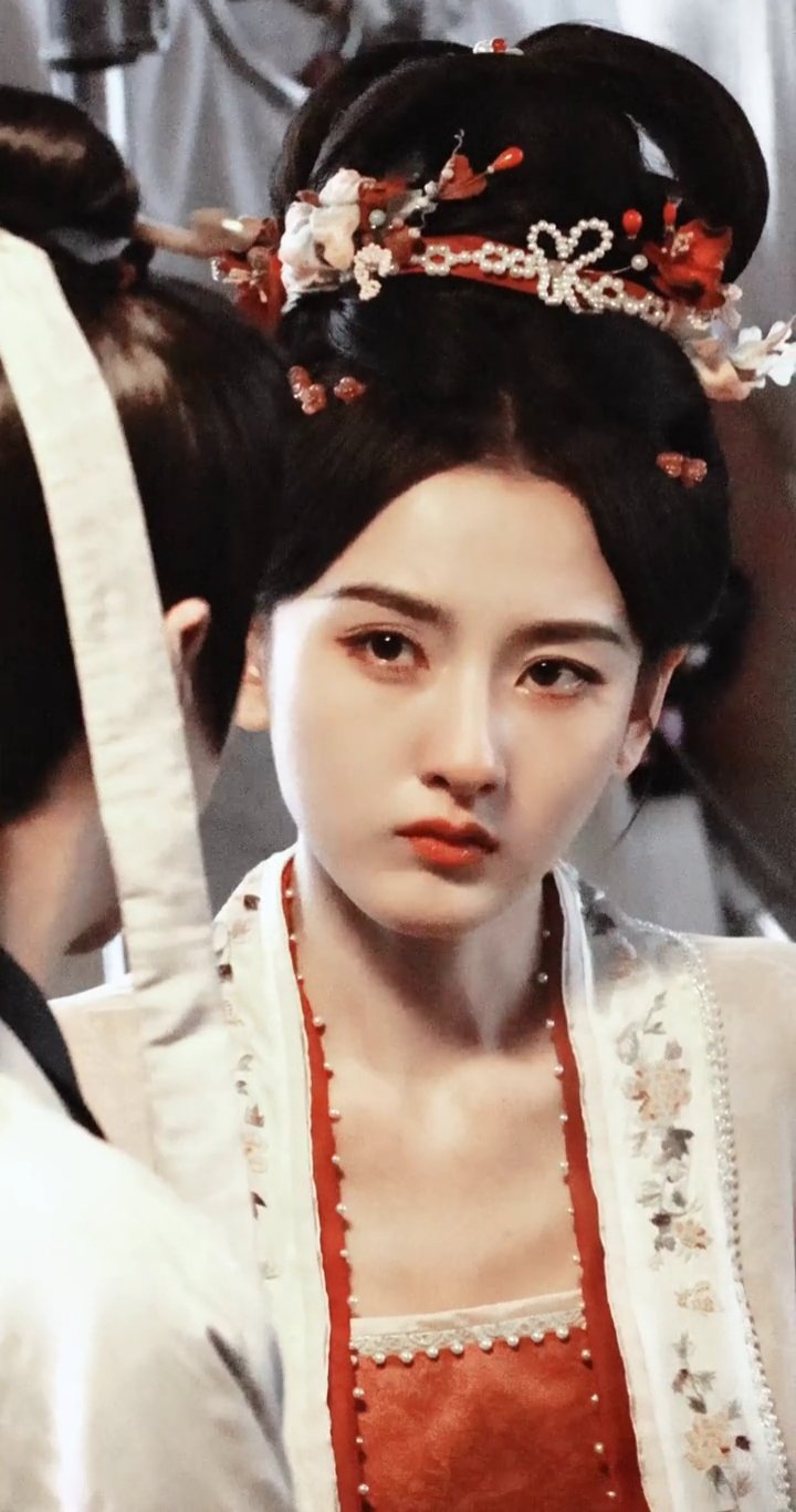 祖儿落泪完全是我见犹怜💧💧🥹🥹宋祖儿落泪我见犹怜宋祖儿司宫令落泪路透