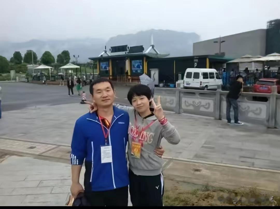 蒯曼的父亲蒯本军真的情商不高吗？不当言论真是出自他口吗？网上又出现了蒯曼父亲蒯本