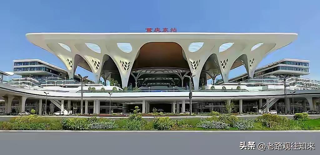 印媒惊叹，马斯克点赞：中国机器人军团，38个月创造基建奇迹
 
刚从中国离开，马