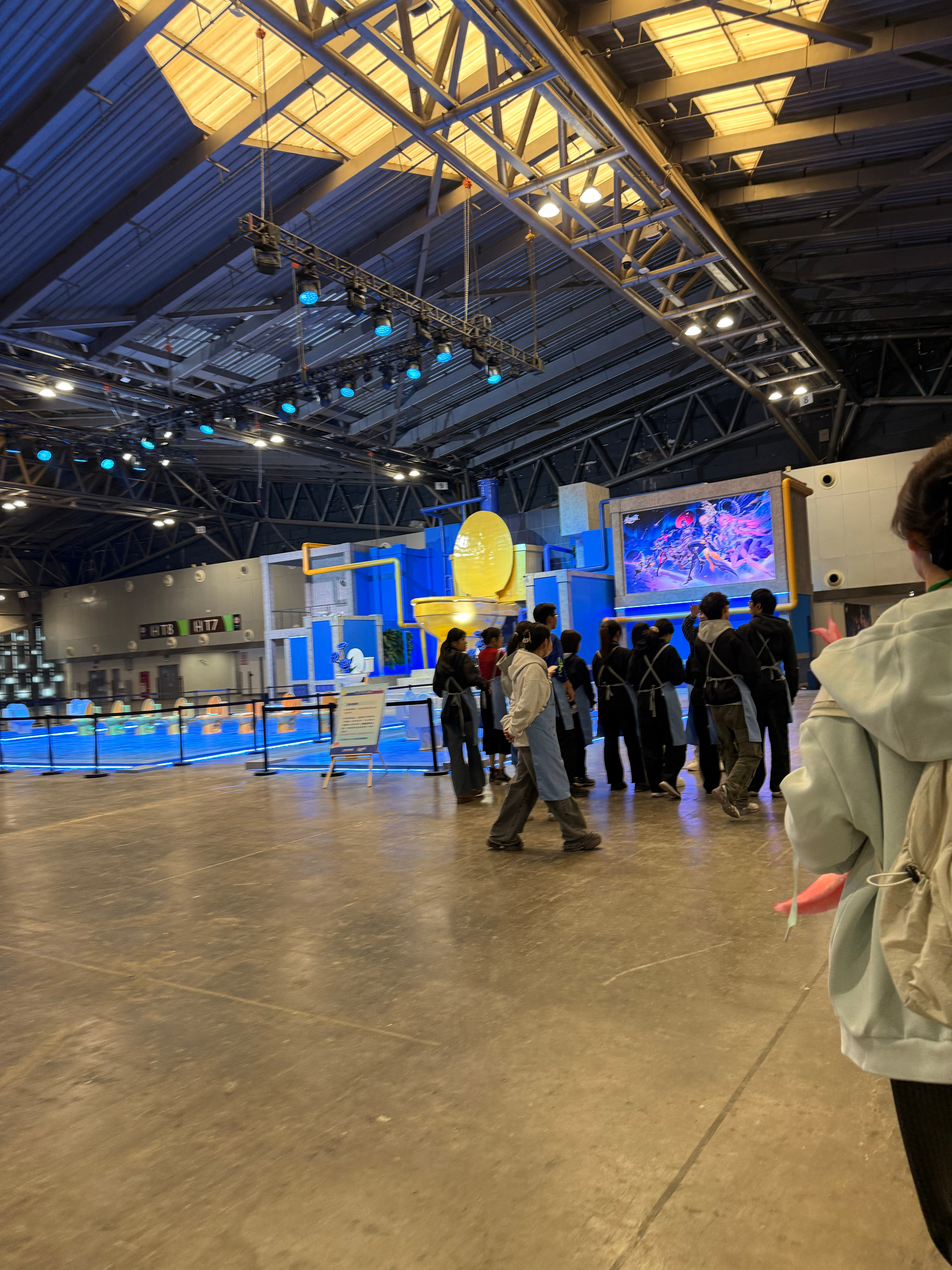 崩铁land day29:30在通车那边， 10:00在马桶大屏那边 