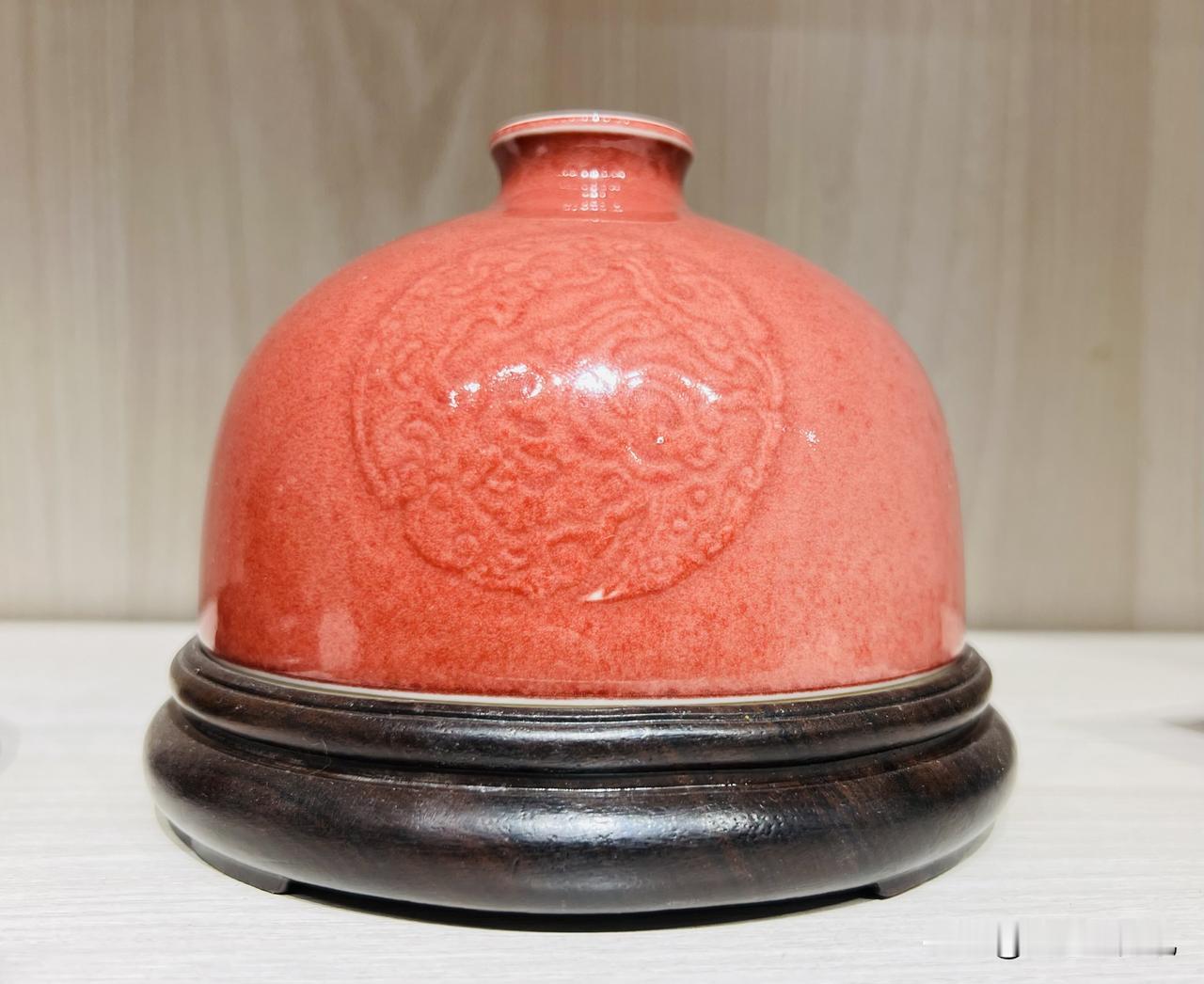 倚云煮泉：博物馆级的陶瓷艺术

“倚云煮泉”是当代中国陶瓷圈久负盛名的仿古瓷器顶