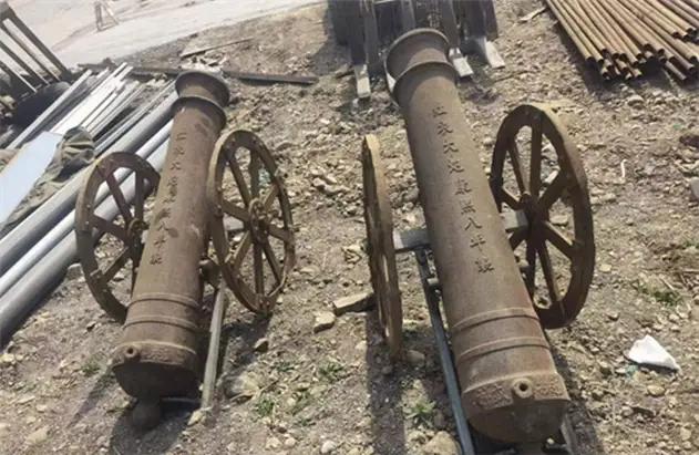 哈哈哈，道具大炮，丢在拍摄现场