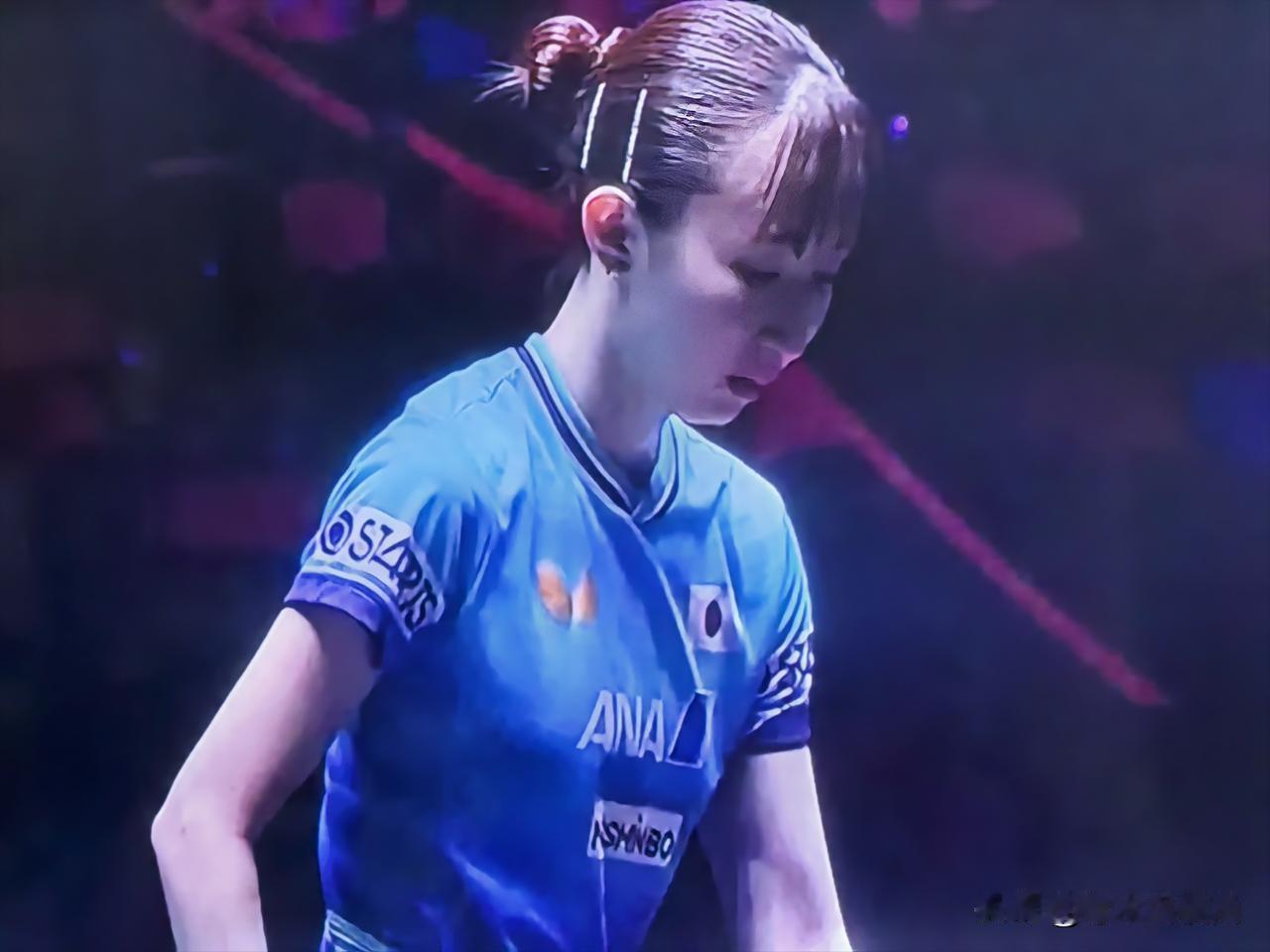 早田希娜典型的窝里横
WTT澳门冠军赛1/4决赛，早田希娜对阵大藤沙月。前两局早