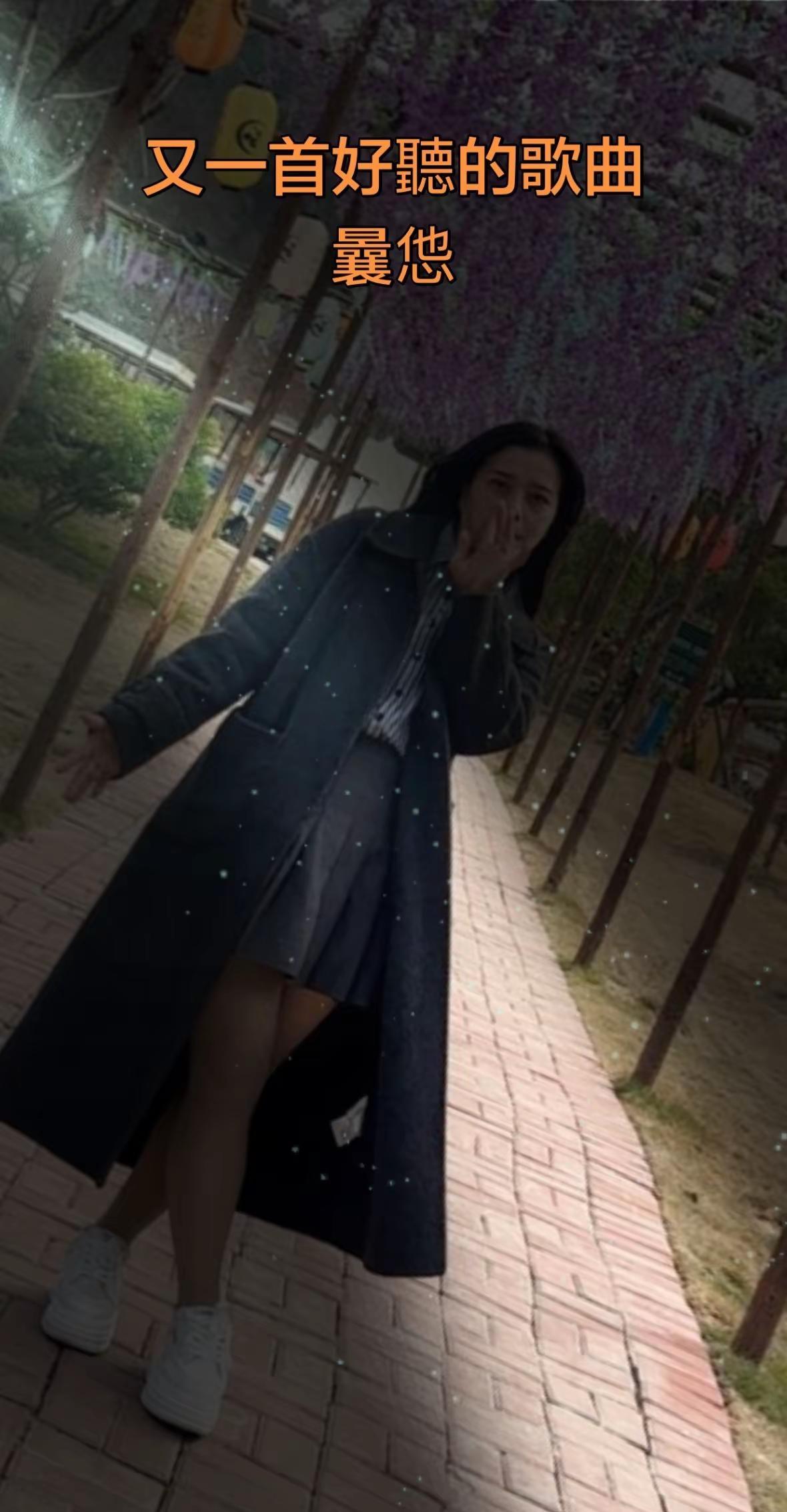 生活最好的样子，不是被别人认可和喜欢，而是懂得自我欣赏。不必讨好别人，也不用迷失