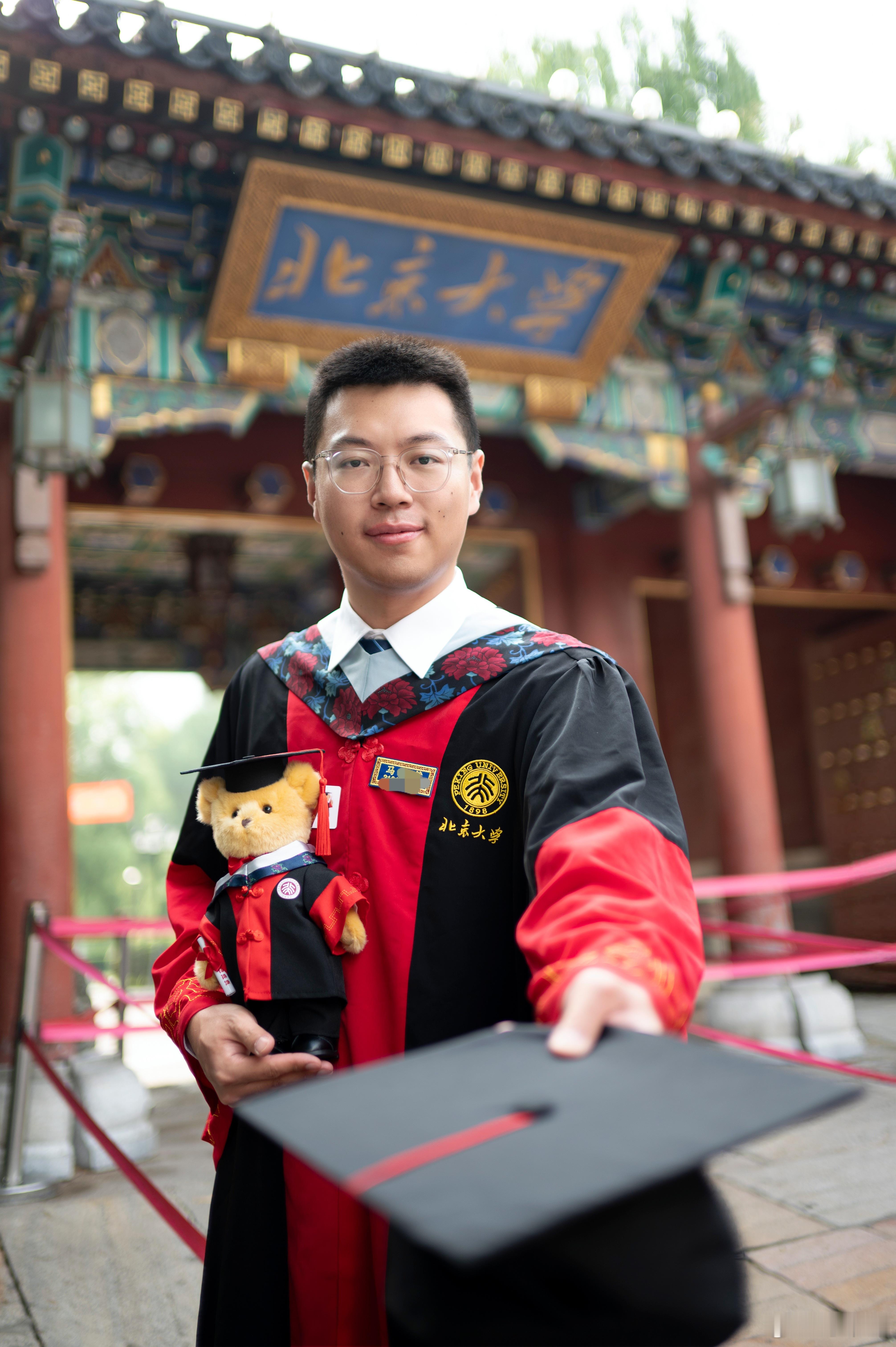 毕业照先导预告大摄拍出来效果就是不一样 北京·北京大学