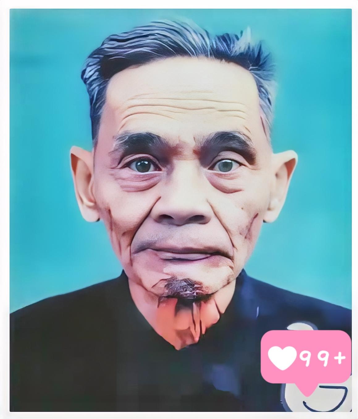 1988年两岸正式开放探亲。

一位名叫叶依奎的地下党，混在探亲队伍当中，回到了