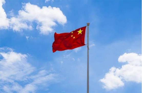 从晚清一直到今天，中国人似乎始终没改掉一个习惯——每逢发生冲突，第一反应总是先查