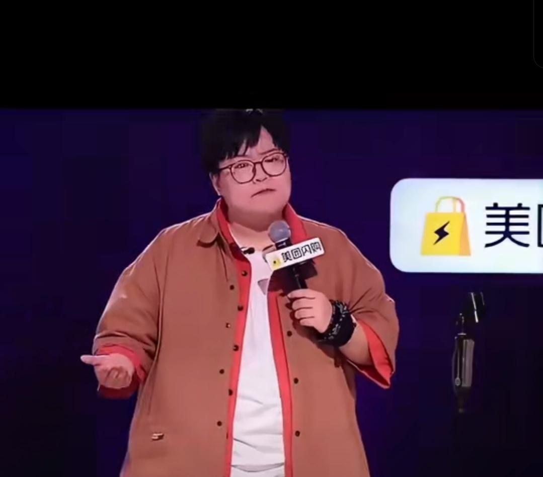 娱乐圈现实比小说疯
救命！这才是顶配娱乐圈文吧。你有那么缺觉吗？合着爆出来的都是