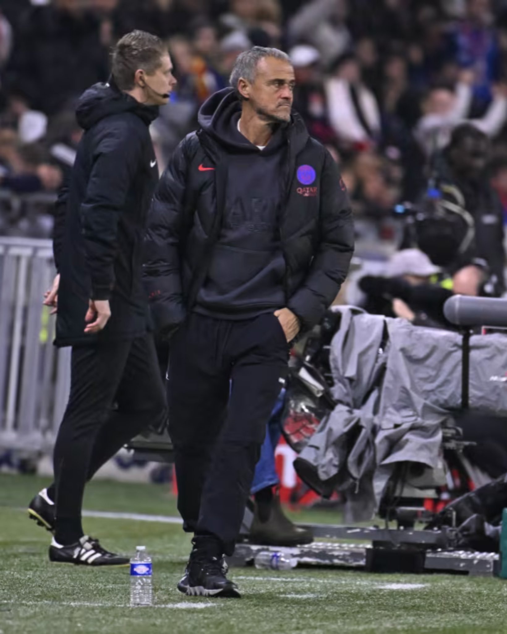 欧冠[超话]  恩里克表示：“当你对阵像里昂这样出色的球队时，这种情况是正常的，