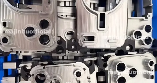 iPhone 17 Pro Max中框模具曝光：确认外观设计细节