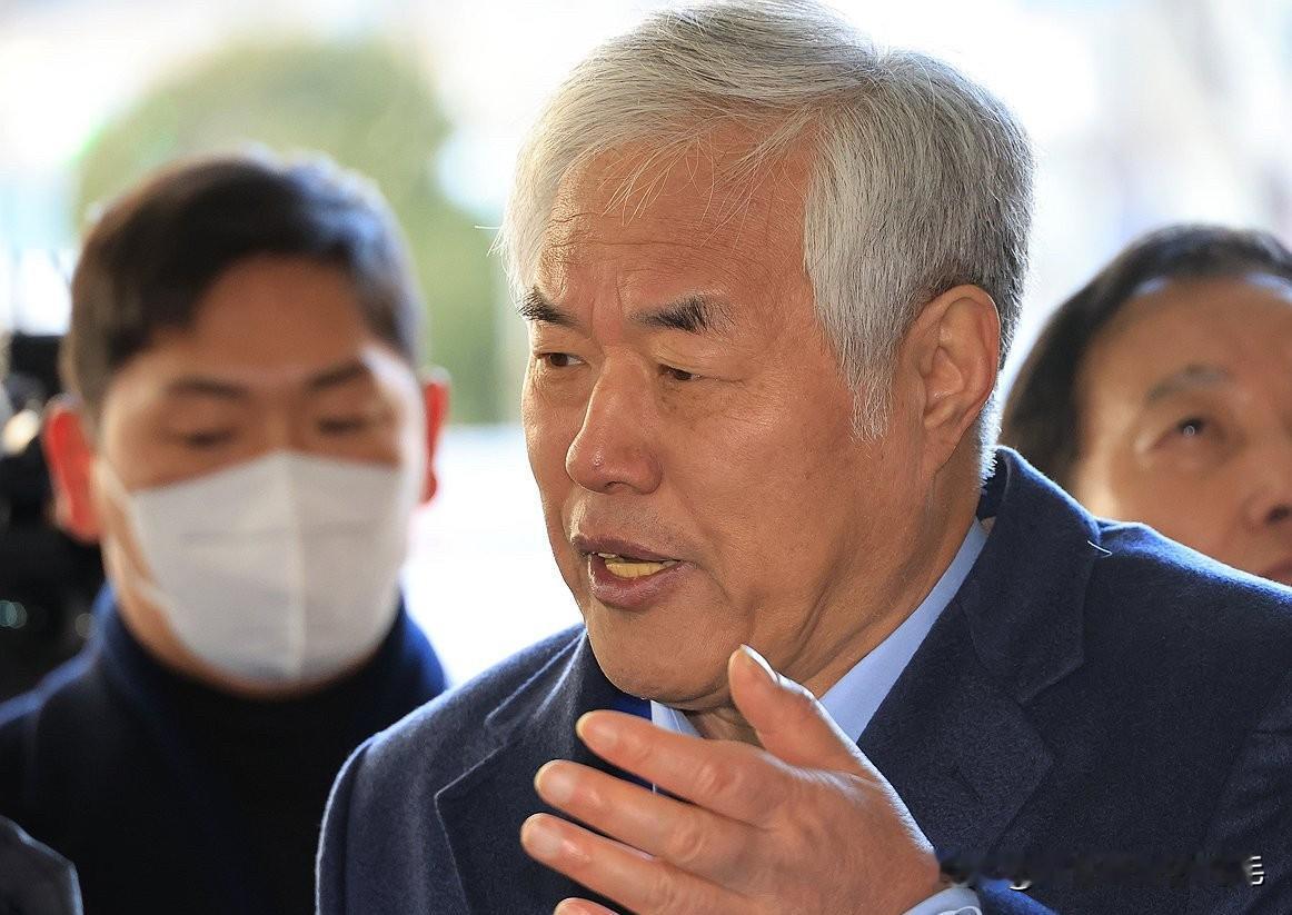 2月3日韩国首尔西部地方检察厅以教唆闯入特殊建筑物、教唆妨碍特殊公务执行等罪名，