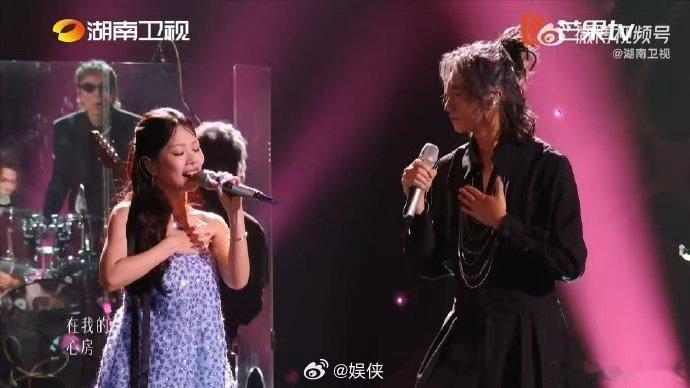 歌手直播歌手合唱 谁是捣蛋鬼歌手2026歌手联名赛精彩持续输出，双人合唱舞台百花